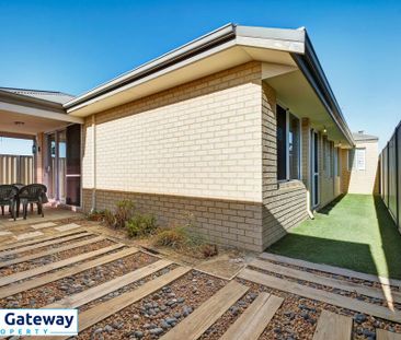 2 Latteri Turn, AUBIN GROVE WA 6164 - Photo 3