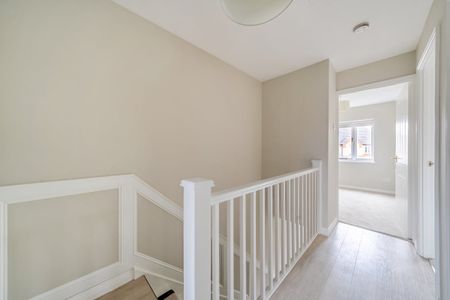 3 bedroom semi-detached house to rent - Photo 3