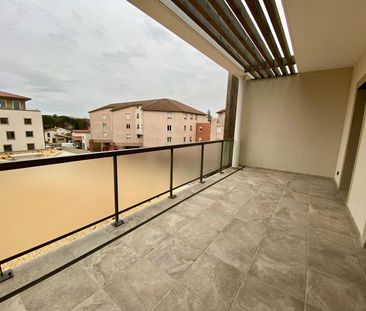 Location Appartement 2 pièces 47m² VALENCE 26000 - Photo 6