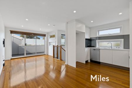 1/23 Grange Road, Alphington - Photo 2