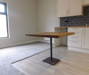 1 Bedroom Flat - Photo 4