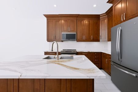 For Lease - 63 Woodroof Crescent, Aurora, Ontario - Photo 2