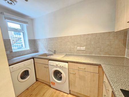 2 Bed Maisonette, Barry Road, SE22 - Photo 5