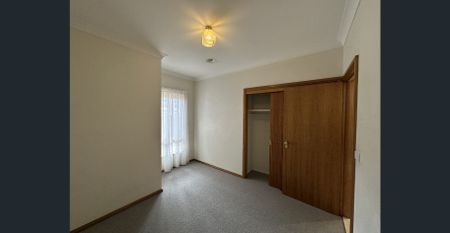 A Chic, Spacious Unit You’ll Instantly Call Home - Photo 5