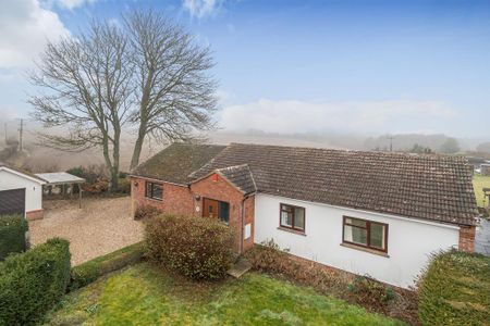 4 bedroom detached house to rent - Photo 4