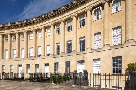 Royal Crescent - Photo 2