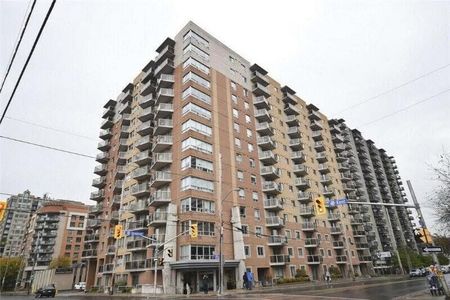 429 Somerset Unit 1010 - Photo 2