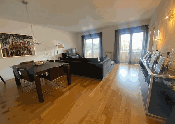 Apartamento T2 para arrendamento sem móveis com piscina nas Laranjeiras, Lisboa