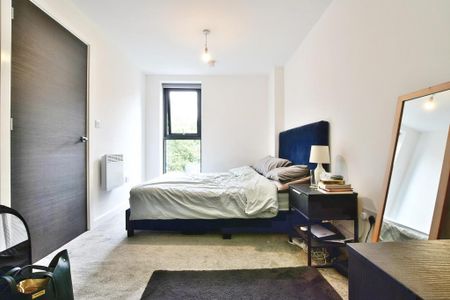 2 bedroom flat to rent - Photo 4