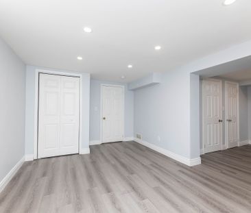 For Lease - 647 Perry Crescent Unit# Bsmt, Oshawa, Ontario - Photo 3