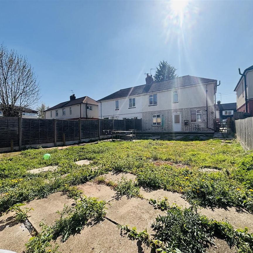 Bank Road, Atherstone, CV9 - Photo 1