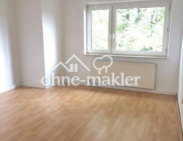 Uninähe, 2 Zimmer, Wohnküche, Einbauküche, begehbarer Kleiderschrank,Gartennutzung, Fernblick...... - Foto 1