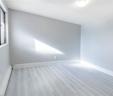 For Lease - 4422 Huron Street Unit# 203, Niagara Falls, Ontario - Photo 4