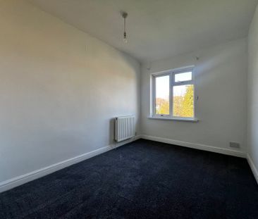 Manor Avenue - Photo 1