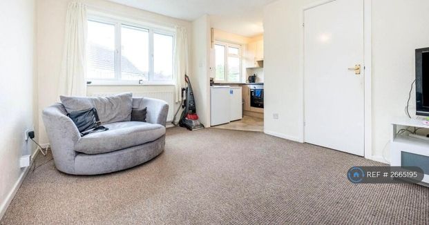 1 bedroom flat to rent - Photo 1