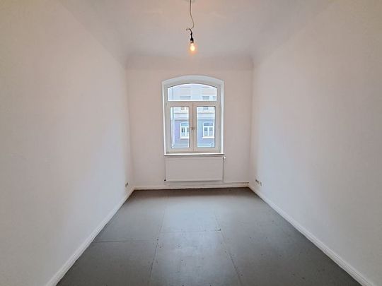 3-Zimmer-Wohnung im Erdgeschoss mit Terrasse in Bremerhaven-Lehe! - Photo 1