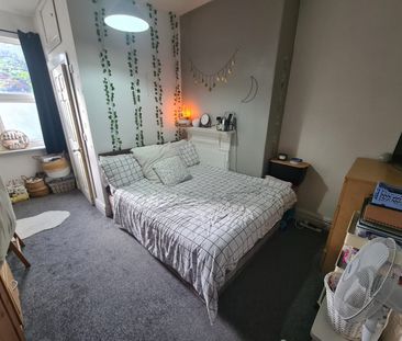 8 Bed - 6 Claremont Villas, Woodhouse, Leeds - LS2 9NY - Student - Photo 5