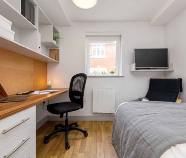 Standard Two-Dio - Photo 2