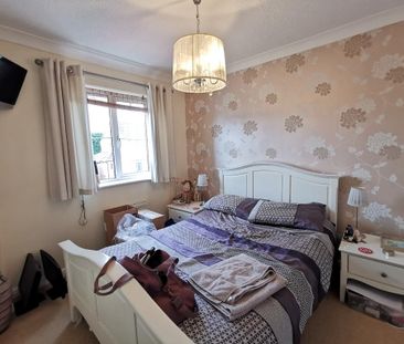 3 bedroom end of terrace house to rent - Photo 6