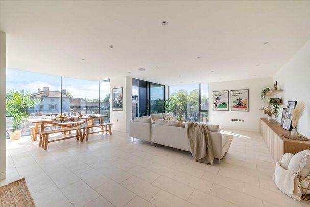 Latitude House, Oval Road, Primrose Hill, NW1 - Photo 1