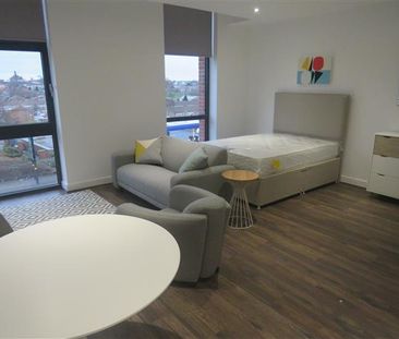 Studio to rent - Photo 6