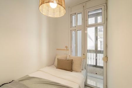 Carrer la Rambla, Barcelona, Catalonia 08002 - Photo 3