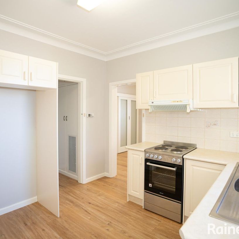 19 Darlow Street, Wagga Wagga, NSW 2650 - Photo 1