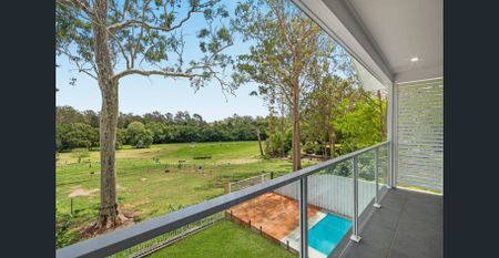 Modern Family Entertainer with Pool and Scenic Views - Photo 5