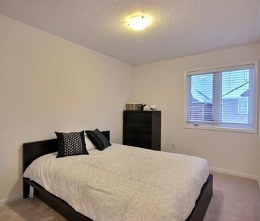 For Lease - 237 Mortimer Crescent, Milton, Ontario - Photo 4