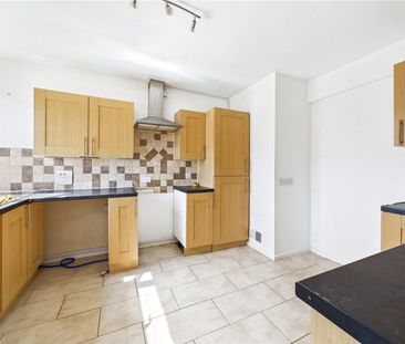 St. Martins Close, Clacton-on-Sea, Essex, CO15 3NJ - Photo 3