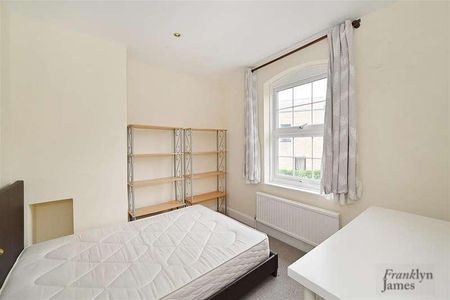 Chapel House Street, London, E14 - Photo 4