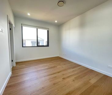 Stylish 3-Bedroom Family Home in Prime North Kellyville Location Fo... - Photo 4