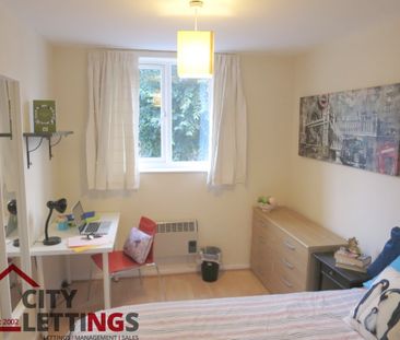 4 Bedroom Apartment - Photo 1
