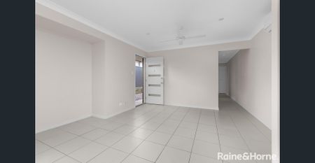 MODERN 2 BEDROOM HOME - Photo 2