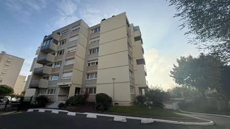 Location Appartement 2 pièces 44m² - Photo 2