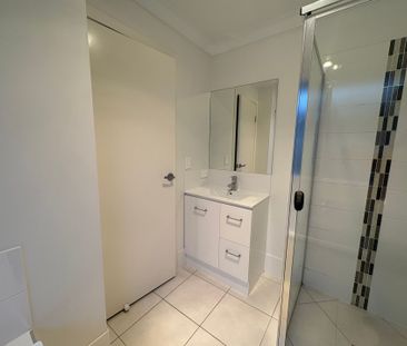 Easy Living in Glenvale – 3 Bed, 2 Bath Unit - Photo 5