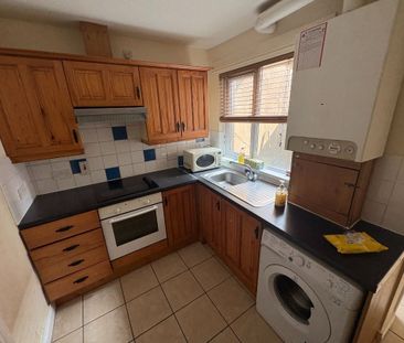 10 Maryville Avenue, Belfast BT9 7HE - Photo 4