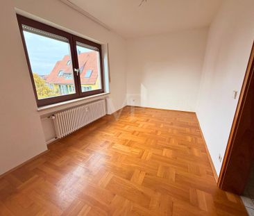 Großzügige 5,5-Zimmer-Etagenwohnung mit Balkon, ca. 120 m², ruhige ... - Foto 5