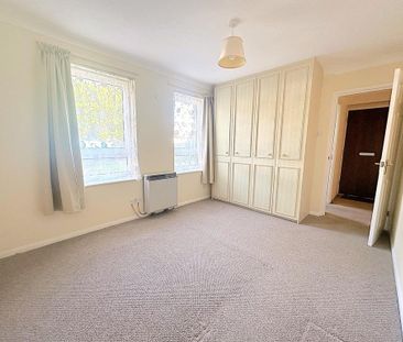 2 bedroom ground floor flat to rent - Photo 6
