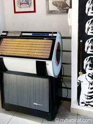 Logement à Paris, Location meublée - Photo 1