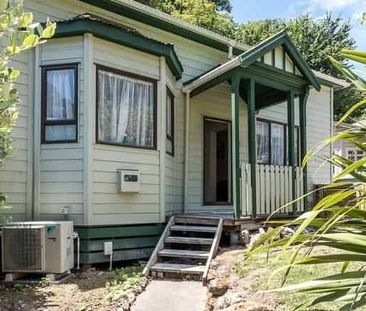 3BR Home Bluff Hill Central, Heatpump, Fireplace - Photo 3