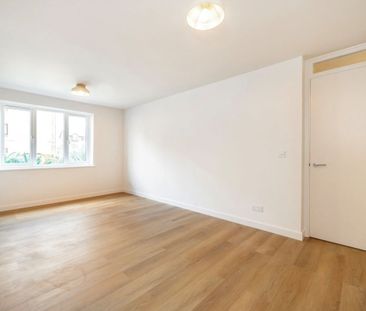 Riverside Close, E5, London - Photo 1