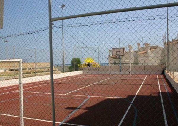 2 BEDROOM DUPLEX IN SANTA POLA