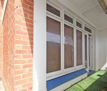 3b/7 West Beach Road - Photo 5