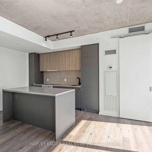 BOUTIQUE STYLE 2 BEDS 2 BATHS LOFT CORNER UNIT PARKING INCLD - Photo 2