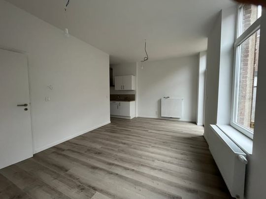 Appartement te huur - Photo 1