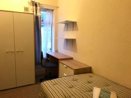 6 Bed - St Andrews Street â€“ 6 Bed - Photo 5