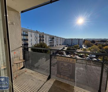 Location Appartement 2 pièces 50m² MARIGNANE 13700 - Photo 4