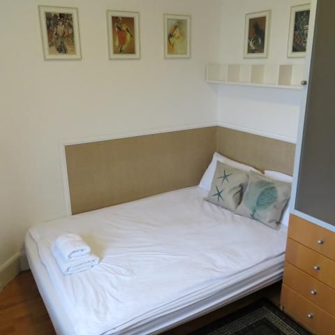 Flat 302 Fulham Palace Road, Fulham W6 9HH - Photo 1