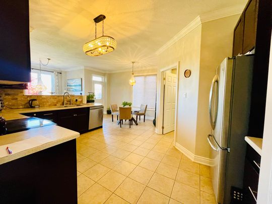 For Lease - 996 Booth Avenue Unit# (Upper), Innisfil, Ontario - Photo 1